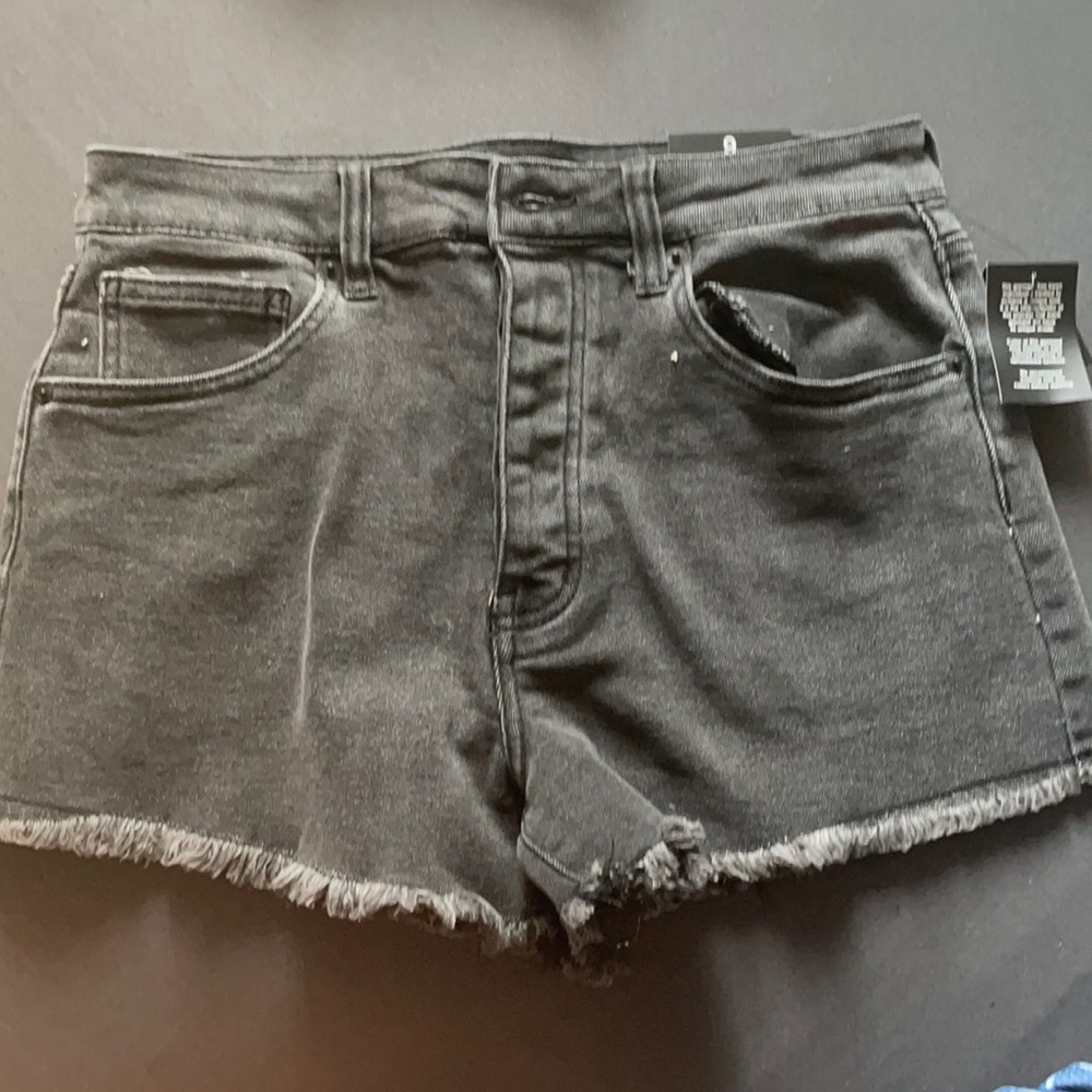 Fashion Nova Black jean shorts